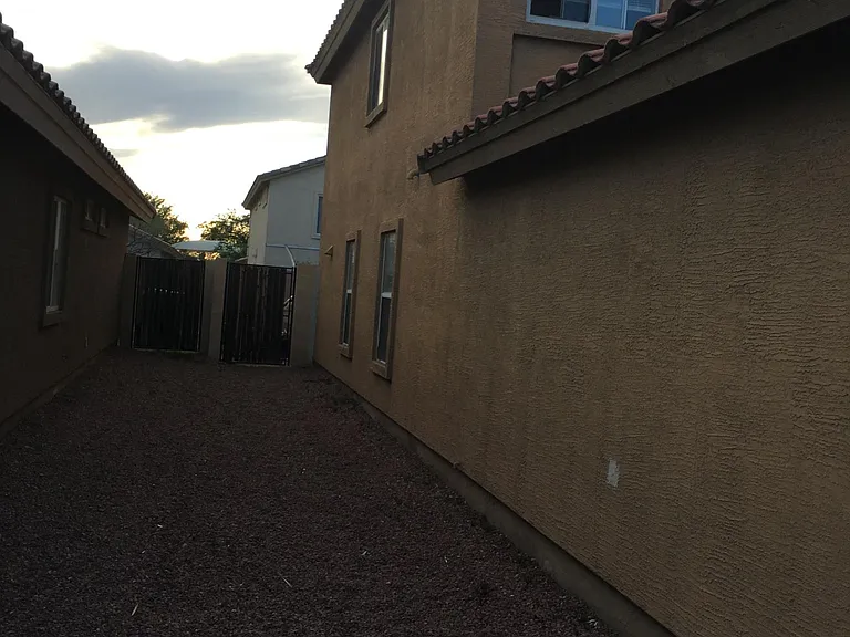 7776 N 56th Ln — Photo 55