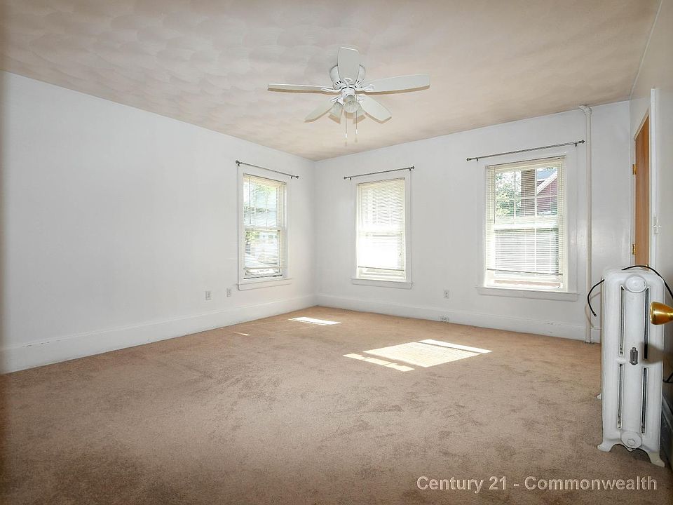 1st image of 92 Winchester St #1