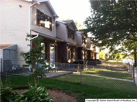 1st image of 17 Ferndale Ave