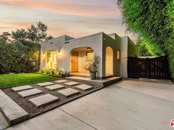 8717 Dorrington Ave, West Hollywood, CA 90048