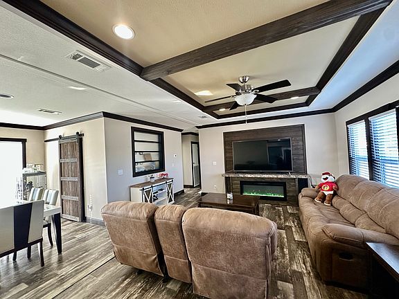 2nd image of 1405 Mink Loop #207