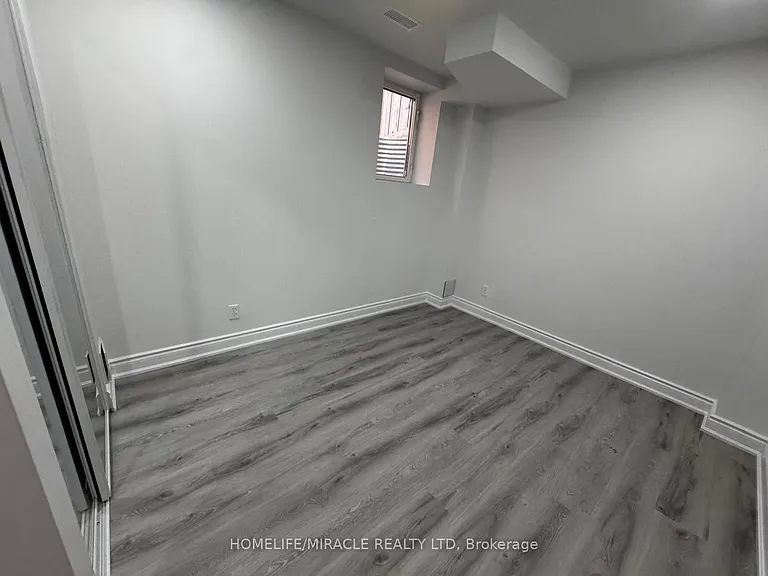 46 Meadowlark Dr — Photo 3