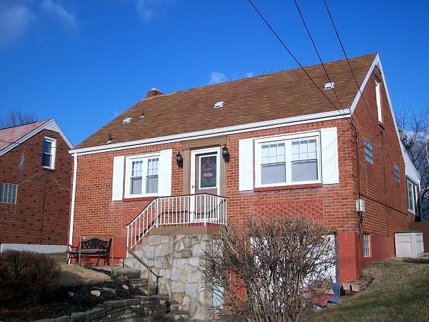 1st image of 751 Nordeen Dr