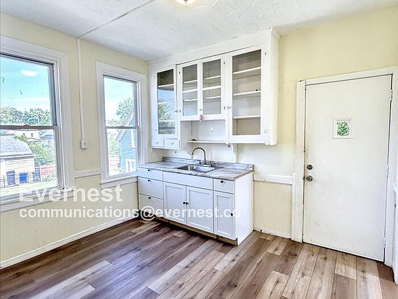 3rd image of 3404 Walton Ave #U