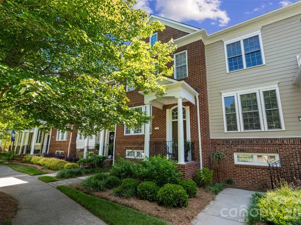 720 Passage Dr, Fort Mill, SC 29708