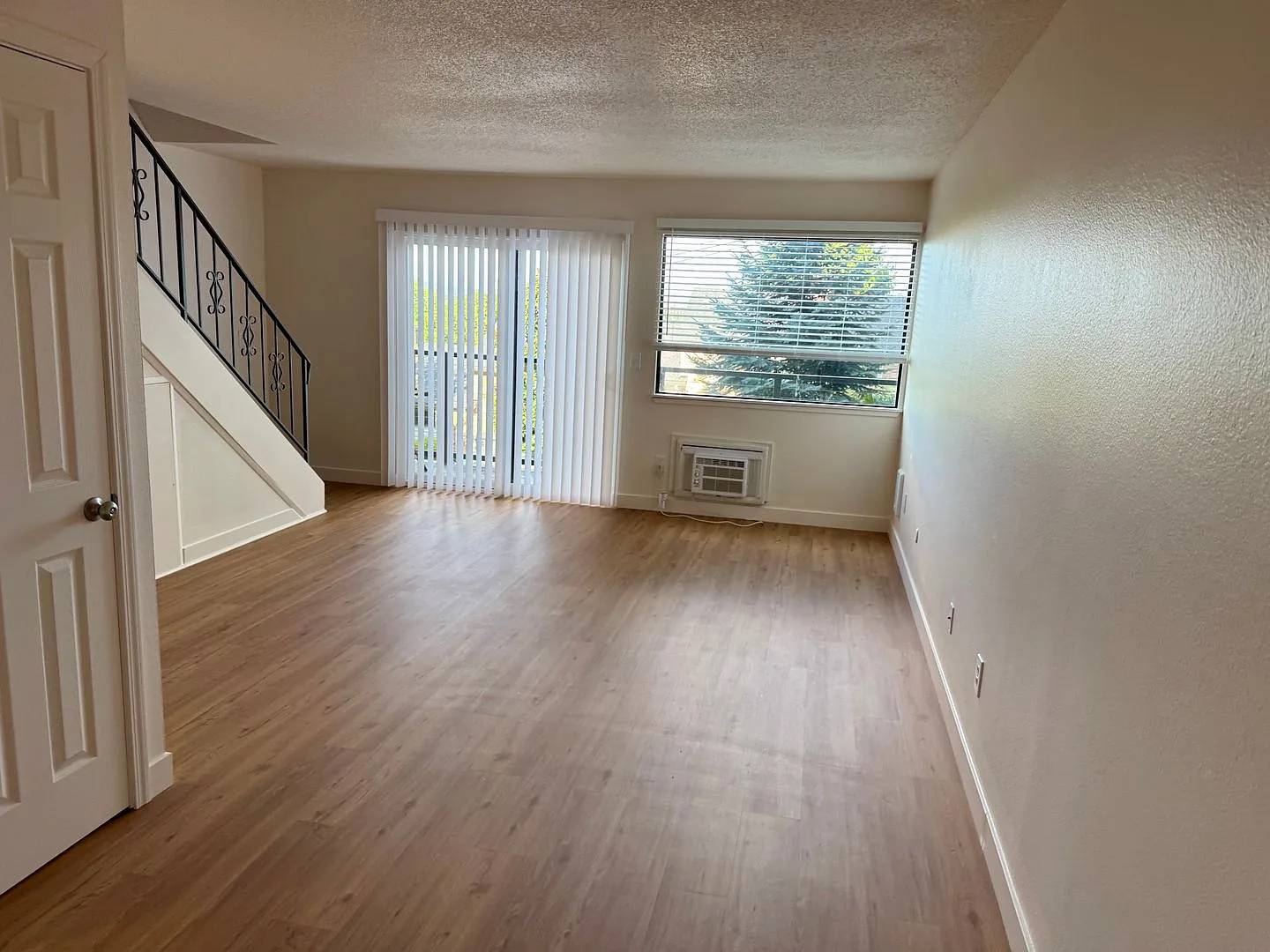 #230-Mountain View Village — Photo 3