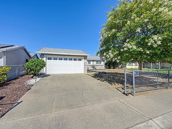 4th image of 5350 Aspen Way