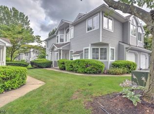 18 Helton Ter, Montville, NJ 07045