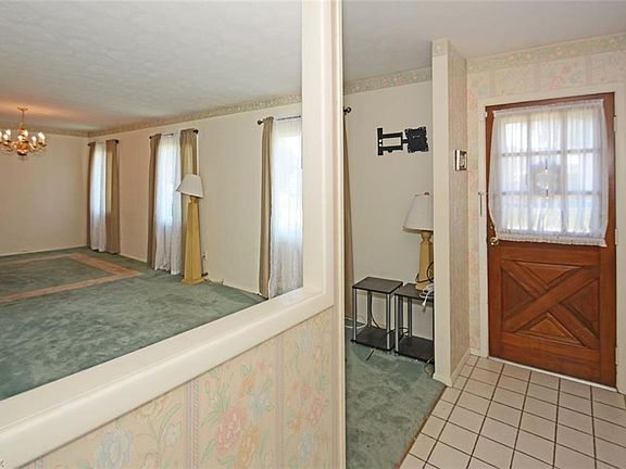 2nd image of 619 Merrimak Dr