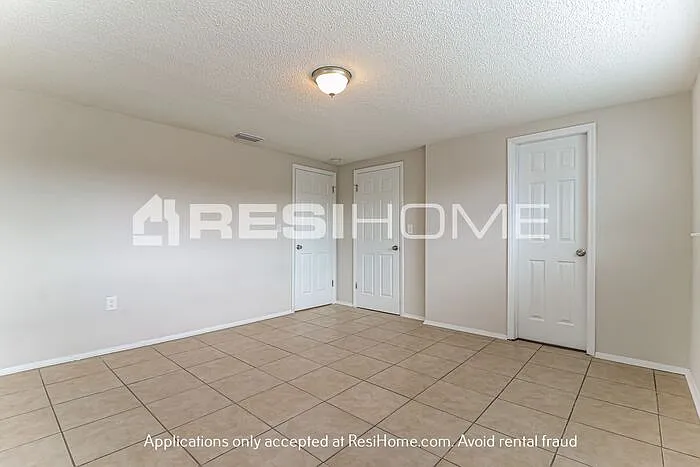 6027 11th Ave — Photo 11