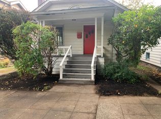 607 N 46th St, Seattle, WA 98103