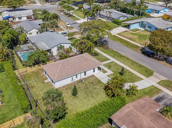 532 Harbour Road, North Palm Beach, FL 33408