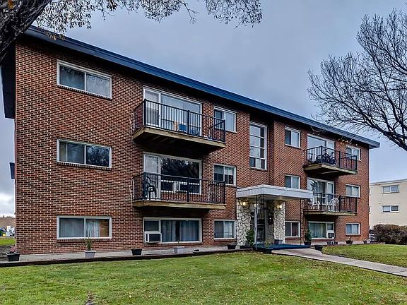 2nd image of 30 Spence St #504142