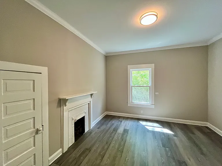 106 Hopper St — Photo 6