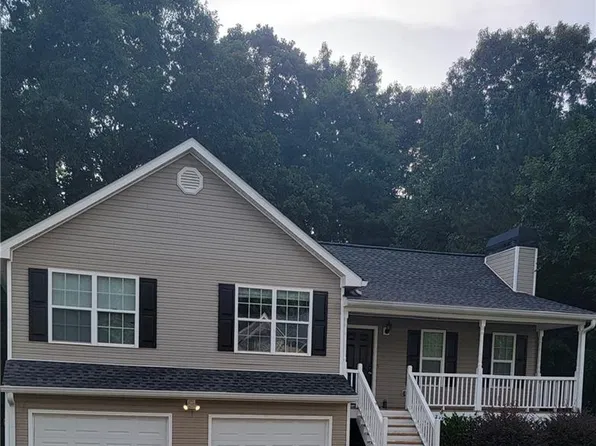 166 Kings Crossing Ct, Rockmart, GA 30153