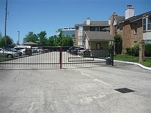 2nd image of 3770 Lovers Wood Ln APT 802