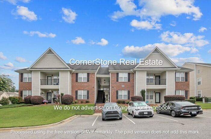 1st image of 4050 Bardstown Ct APT 204