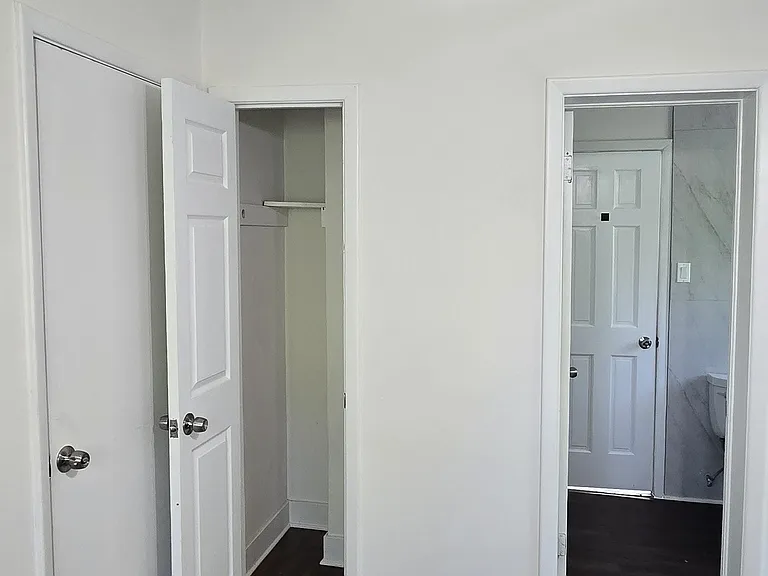 1437 Vesta Ave #2 — Photo 13