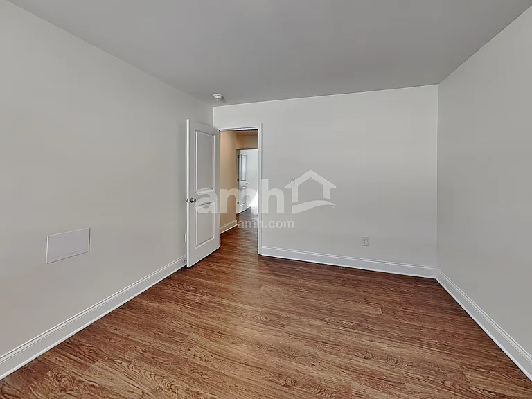 209 Stowe Rd — Photo 12