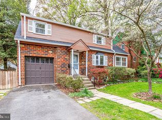 4910 14th St N, Arlington, VA 22205