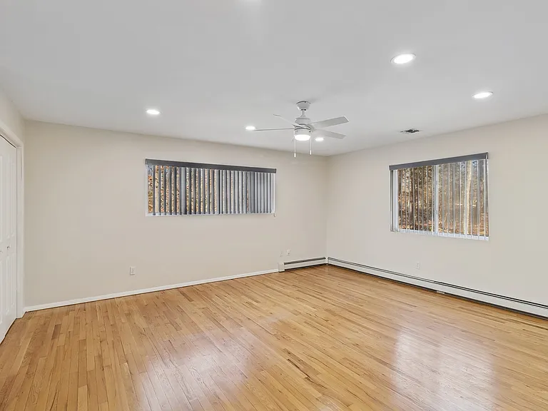 1 Woodview Way — Photo 19