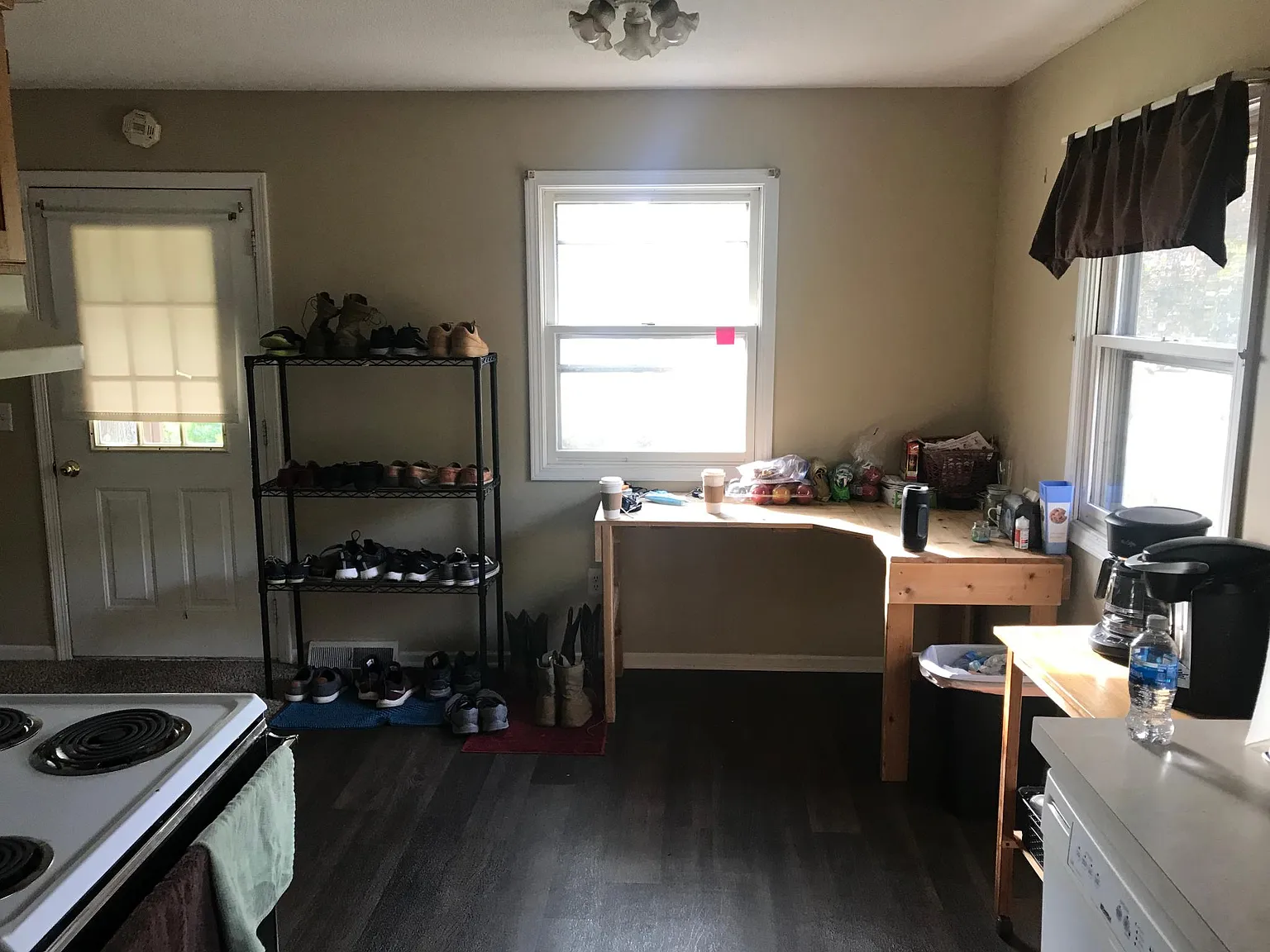 4 bed, 2000 sqft, $2,400 — Photo 3