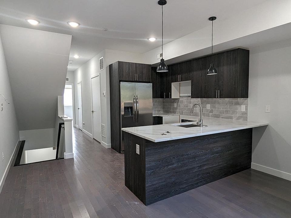 1st image of 1023 W Nevada St Unit 1