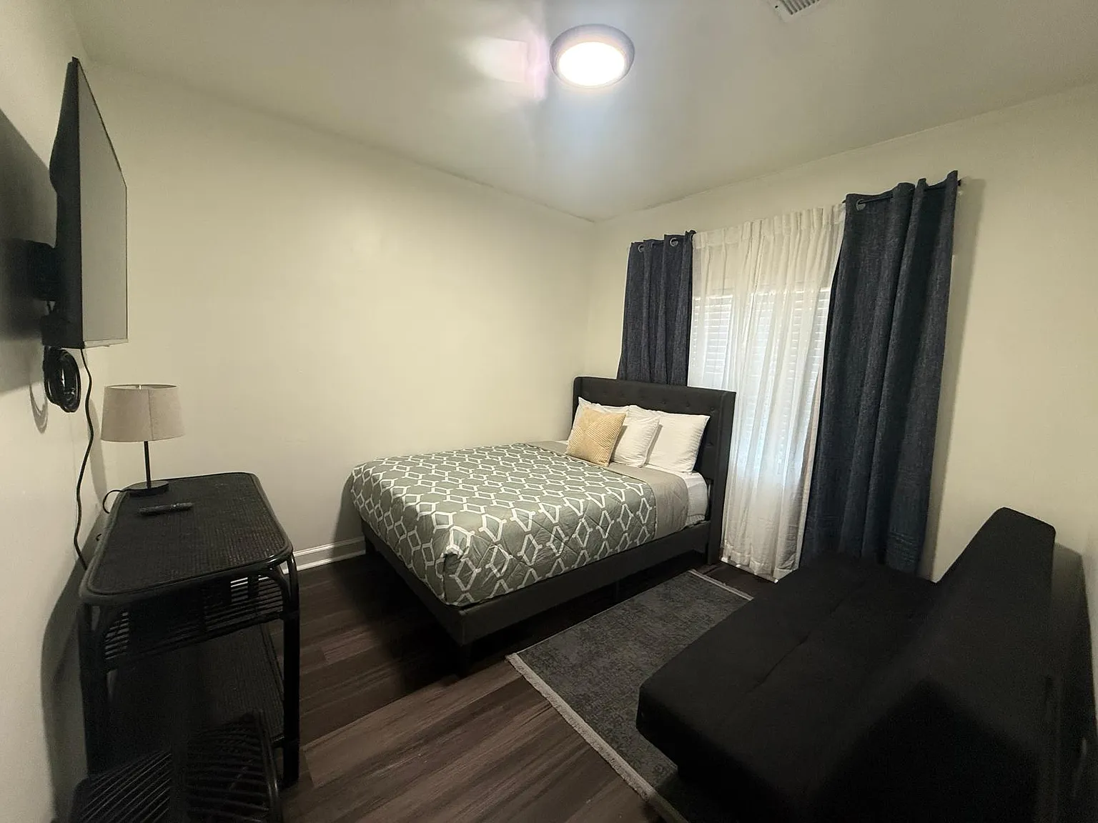 3 bed, 1700 sqft, $3,800 — Photo 4