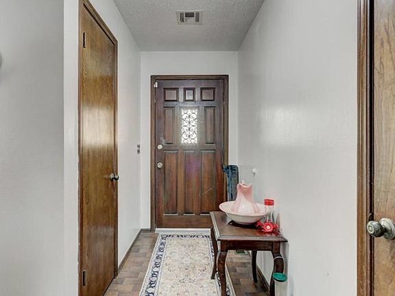 3rd image of 11304 Bel Air Pl