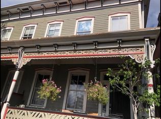 318 W Bolton St, Savannah, GA 31401