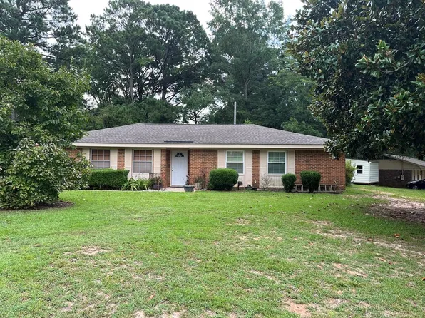 101 Dale Dr, Troy, AL 36079