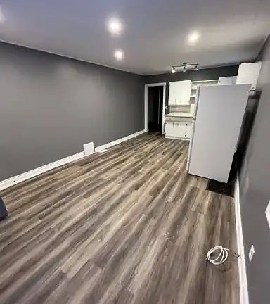 2nd image of 33 Forsythe St #1A