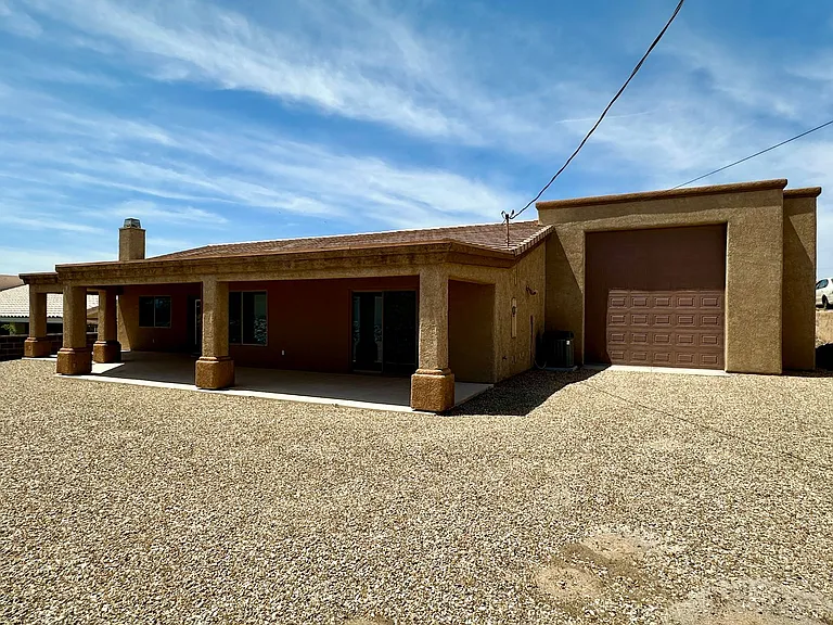 1840 Laramie Dr — Photo 18