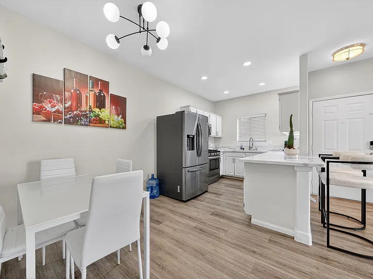 5650 E Sahara Ave #2060 — Photo 9
