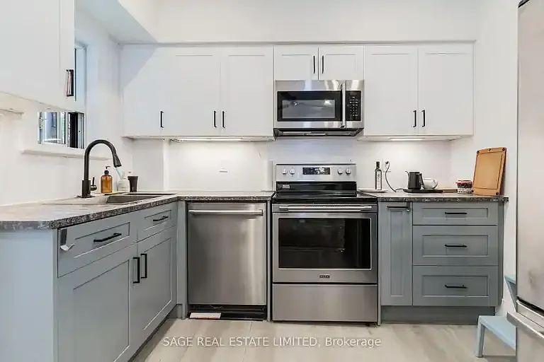 37 Rusholme Rd #1A — Photo 10