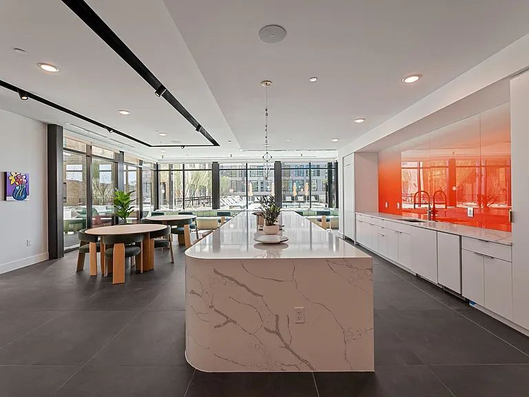 The Continental Residences — Photo 17