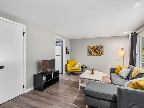 322-324 W Rensselaer St, Bucyrus, OH 44820