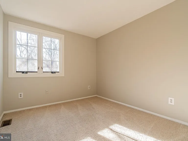 2911 Montauk Ct — Photo 26