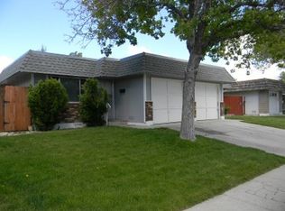 1672 Gault Way, Sparks, NV 89431
