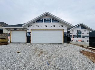 660 W Castor Loop, Nixa, MO 65714
