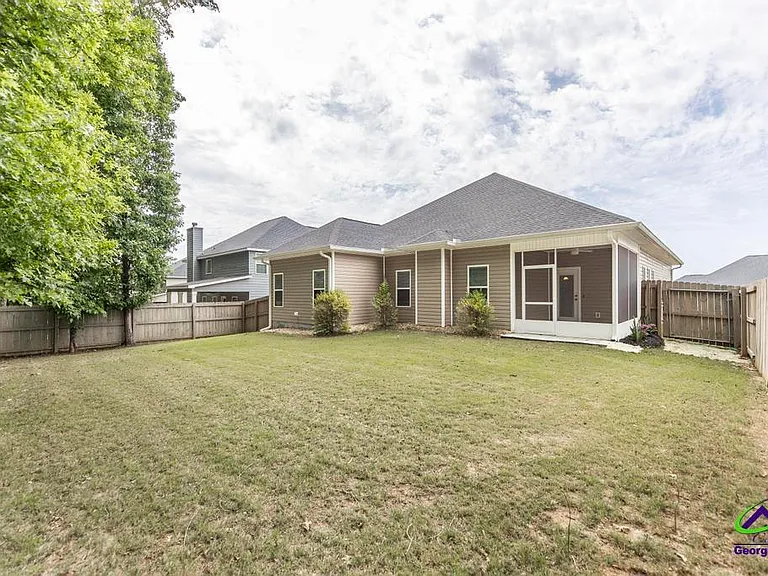605 Adirondac Way — Photo 3