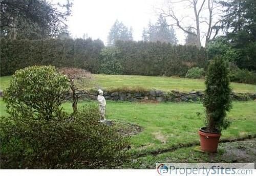 3rd image of 8035 NE 205th St
