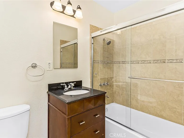 2960 Sterling St — Photo 13