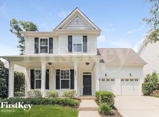 2607 Winding River Dr, Charlotte, NC 28214
