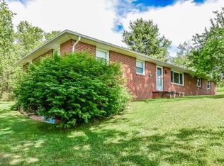 2091 Cloveridge Ave SE, East Canton, OH 44730