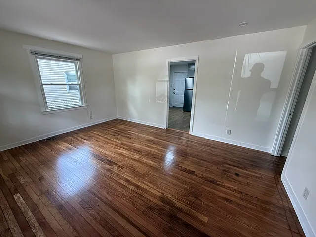 3925 Hilda St — Photo 2
