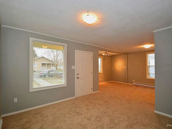 004_Front Entry