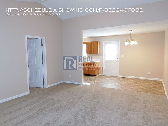 2nd image of 2114 Fairbrother St