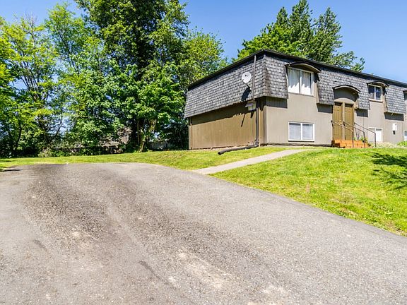 4th image of 13524 98th Avenue Ct E