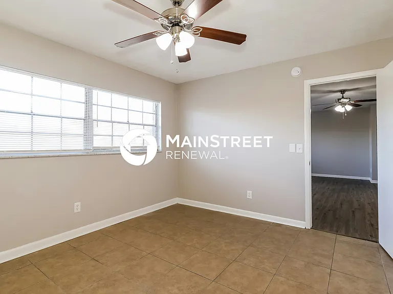 Main Bedroom